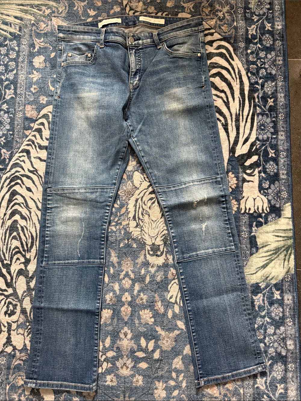 Pilcro and the Letterpress Women's Slim Distressed Blue Jeans 32